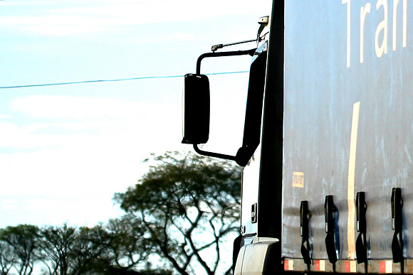 100km/hora participou em 2009|10 da exposição "79>09" no site da EPTV em parceria com Ateliê Aberto